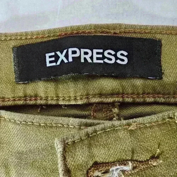 Express Olive Brown Mid Rise Shortie, Soft Stretch Denim, Size 2 - Picture 3 of 8